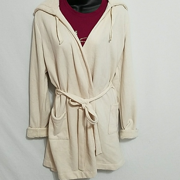 Victoria's Secret Other - Victoria's Secret Cozy hooded bathrobe